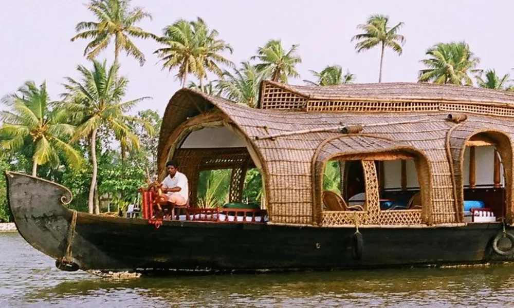 romantic sojourn in Kerala