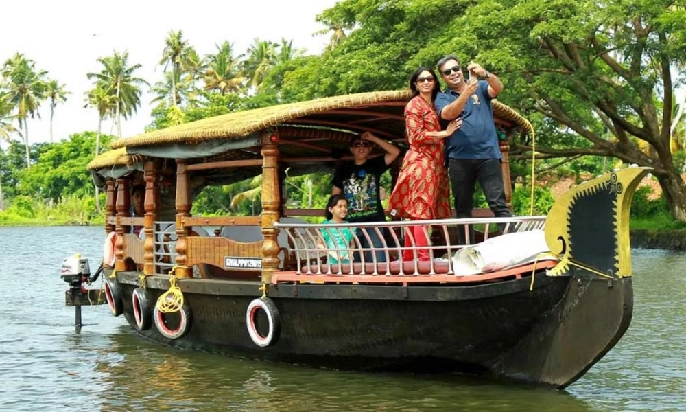 romantic getaways Kerala